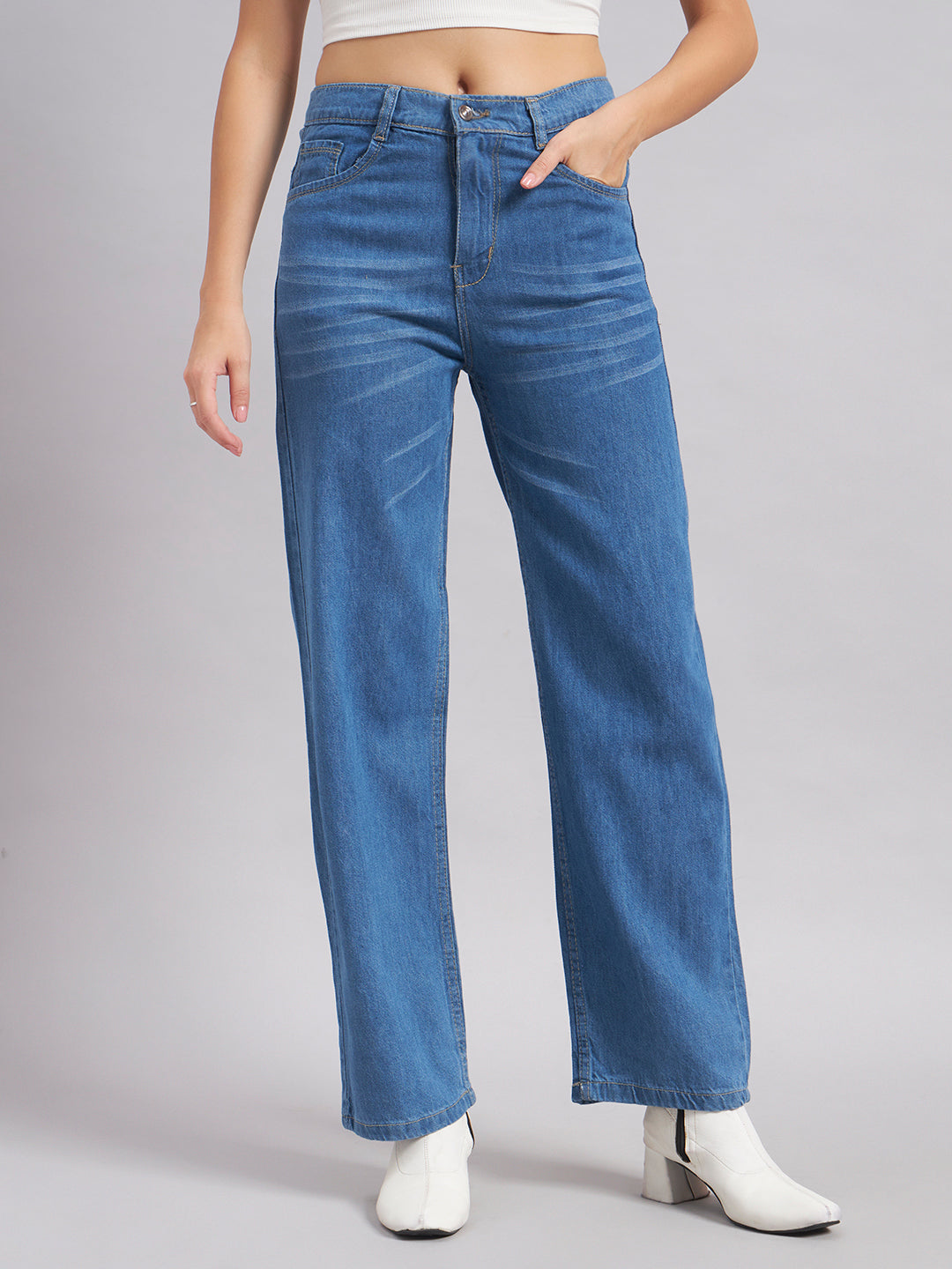 Women London Relaxed Fit Mid-Rise Light Fade Jeans