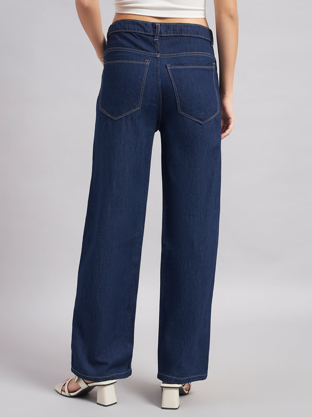 Women London Relaxed Fit Mid-Rise Light Fade Jeans