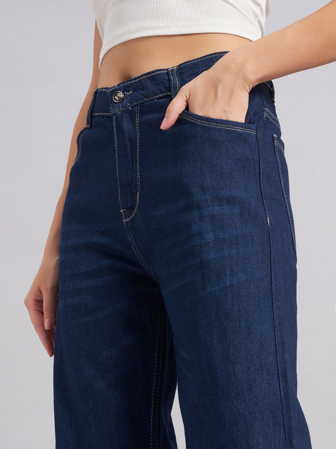 Women London Relaxed Fit Mid-Rise Light Fade Jeans